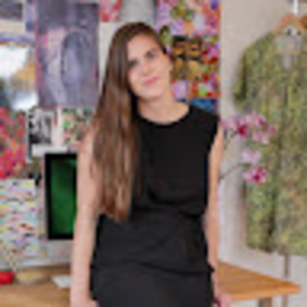 Meet your Posher, Isabel